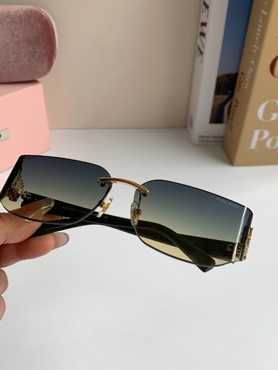 ✅NWT Authentic  MIU MIU Sunglasses main image 6